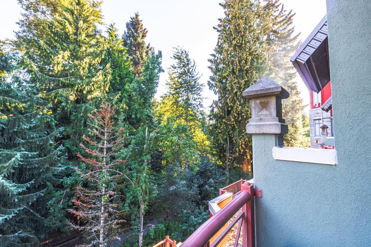Alpenglow Lodge By Elevate Vacations Whistler Eksteriør bilde